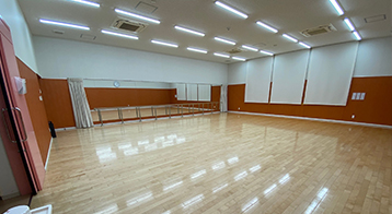 Logos Dance School 兵庫六甲アイランド校