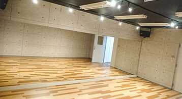 Logos Dance School 名古屋中川校